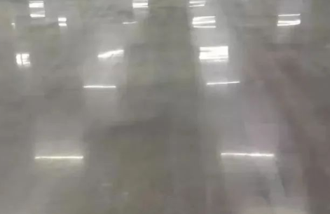 鋼化地坪有什么特點(diǎn)？鋼化地坪應(yīng)用領(lǐng)域有哪些？